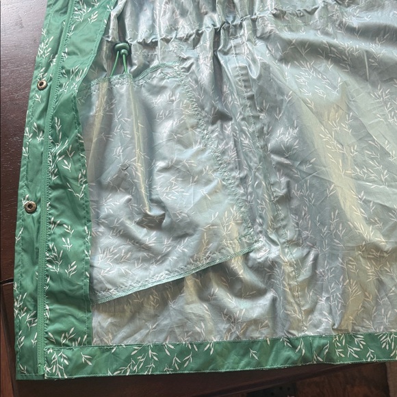 JOULES Right As Rain Jacket Size 8 Green Ditsy Waterproof Coat Hooded - Picture 15 of 15